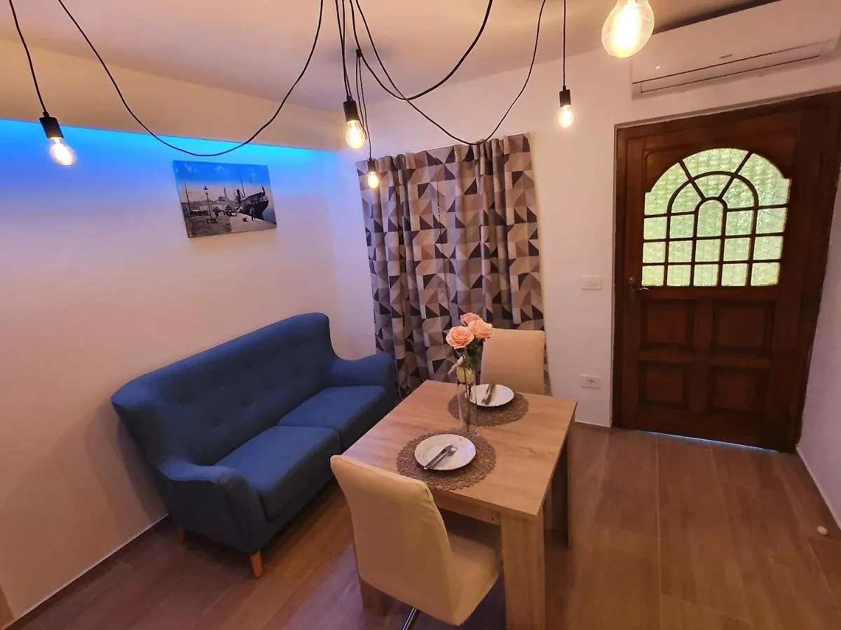 Apartments Kiwi روفينج كرواتيا